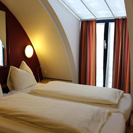 Affordable Rooms In Heart Of Luzern Exteriör bild